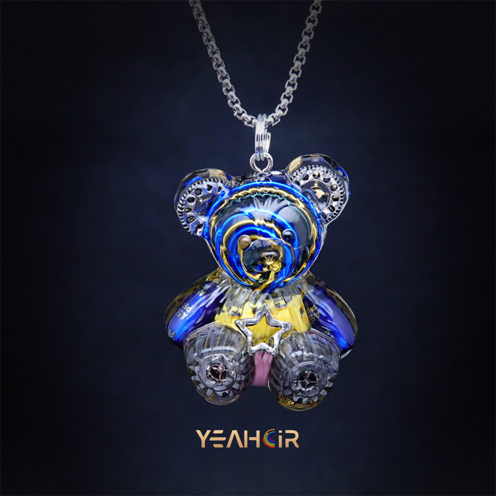 Duffy Bear: Necklace