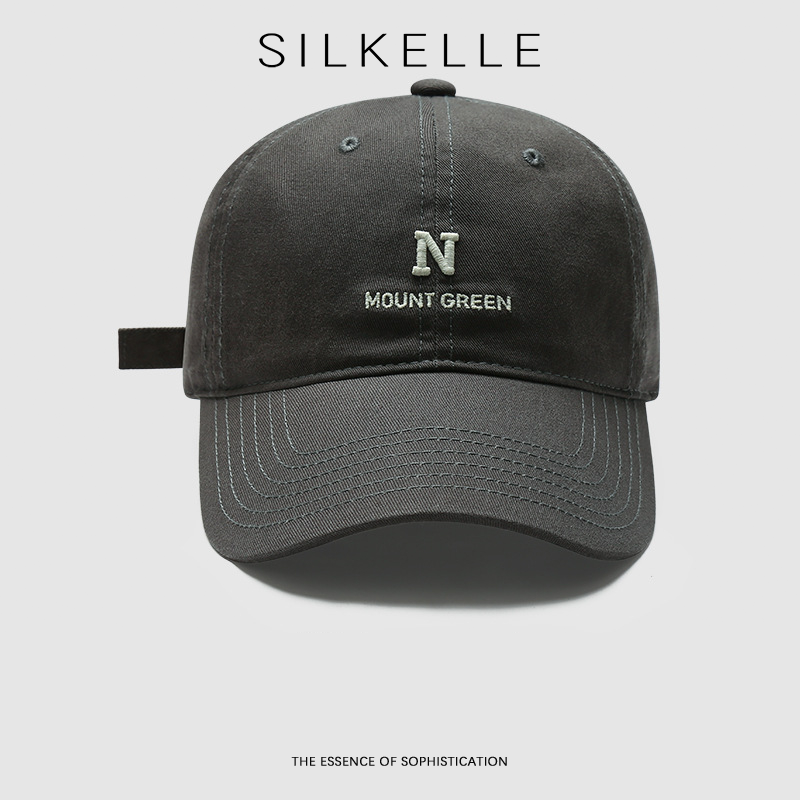 Peaked Cap: N letter