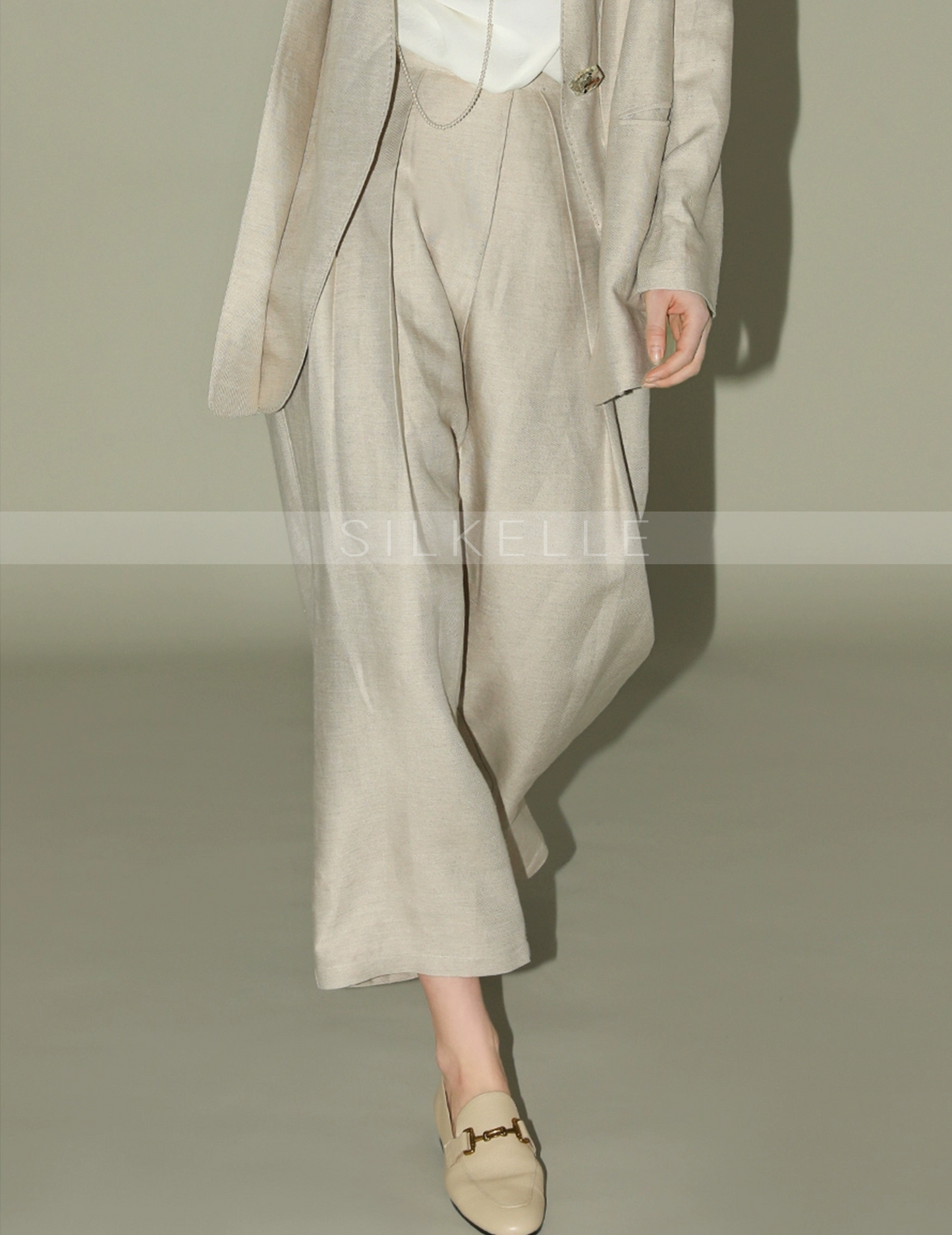 Fake two-piece linen suit for women, elegant commuting, bare collar suit