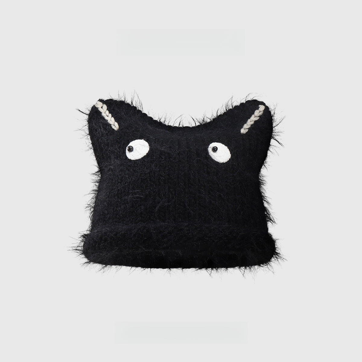 Knitted hat: Monster