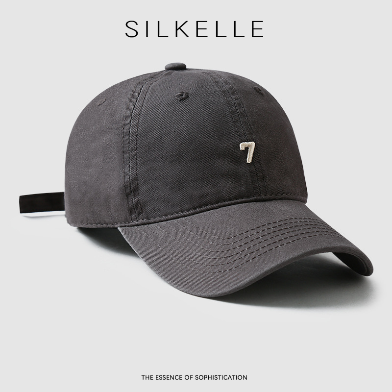 Peaked Cap:7