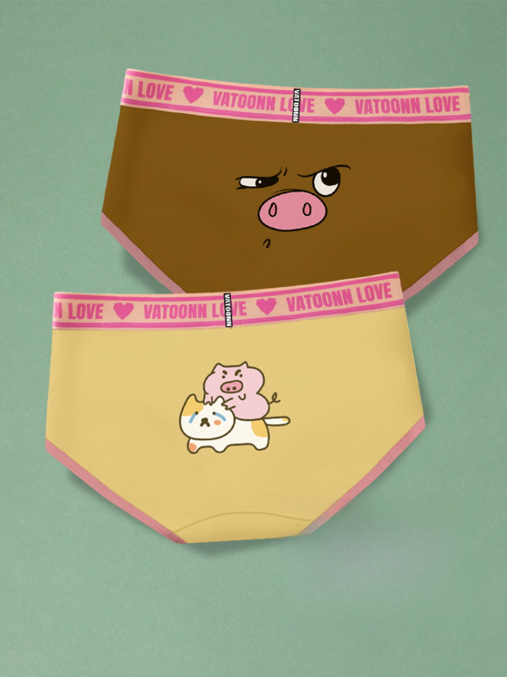 Pig With Dog:Briefs